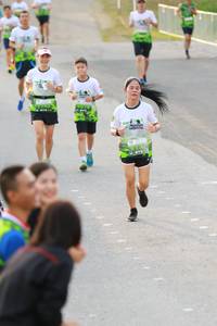 BIB: 1533
                            <button type="button" onclick="openModal(3531960)" class="btn btn-primary btn-sm float-right btn-popup" data-toggle="modal" data-target=".modal-high-quality">
                        <i class="fas fa-shopping-cart"></i> Add to Cart
                    </button>
                                            <button type="button" onclick="isThisMe(3531960, true)" class="btn btn-success btn-sm float-right btn-popup btn-isme hidden" data-toggle="tooltip" data-placement="bottom" title="นี่คือรูปของคุณใช่ไหม คลิกที่นี่เพื่อเอาเข้าอัลบั้ม">
                        <i class="fas fa-plus"></i> Add to album
                    </button>
                    <button type="button" onclick="isThisMe(3531960, false)" class="btn btn-warning btn-sm float-right btn-popup btn-isnotme hidden">
                        <i class="fas fa-ban"></i> Remove from album
                    </button>